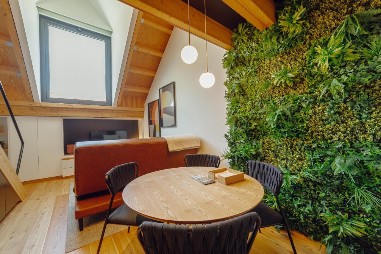 Apartament Elegant Downtown By Vacationy *